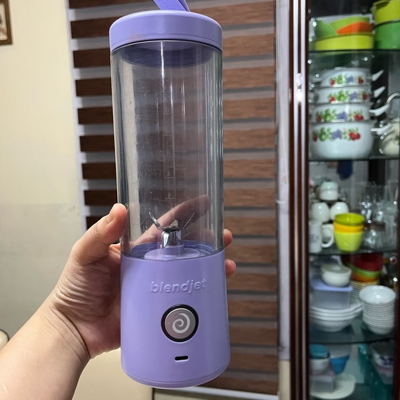 Blendjet 2 Original in Lavender Color. - Picture 4 of 6